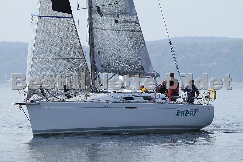 NOR10701_3.jpg