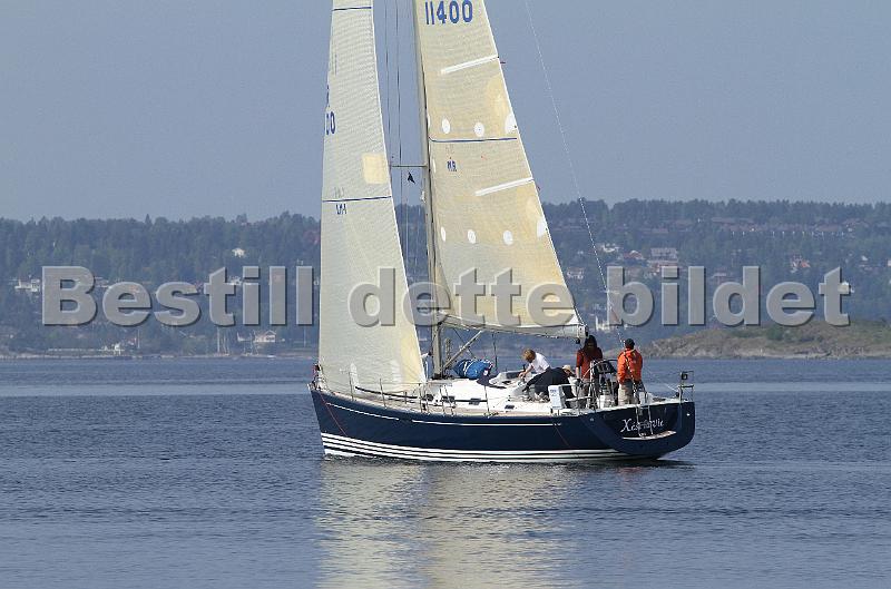 NOR11400_3.jpg