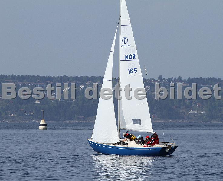 NOR165_3.jpg