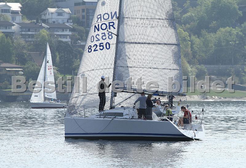 NOR8250_1.jpg