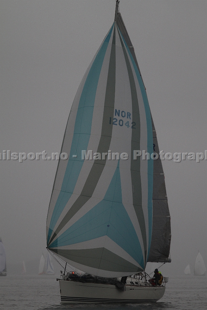 NOR12042_3.jpg