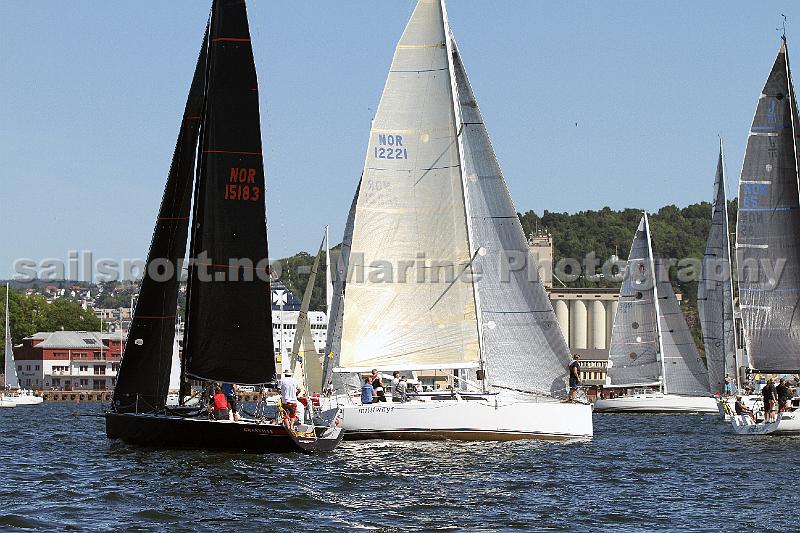 NOR12221_1.jpg