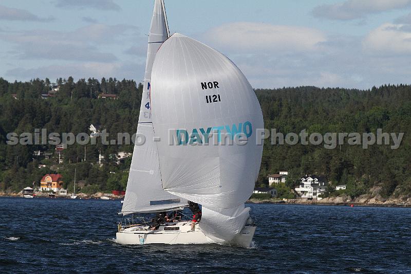 NOR1121_2.JPG