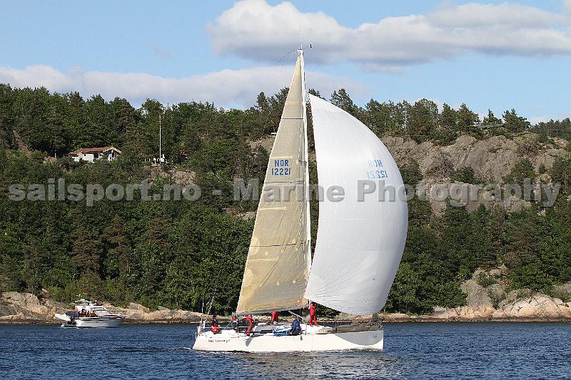 NOR12221_1.JPG