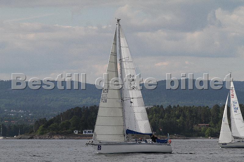 NOR7128_1.JPG