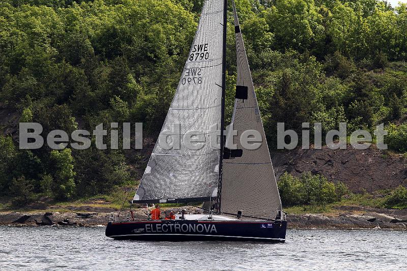 SWE8790_1.JPG