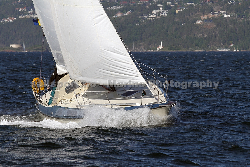N657_5.jpg