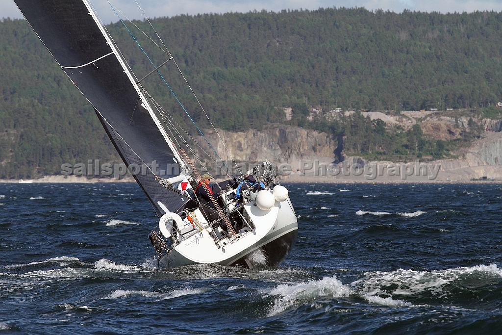 NOR10055_5.jpg