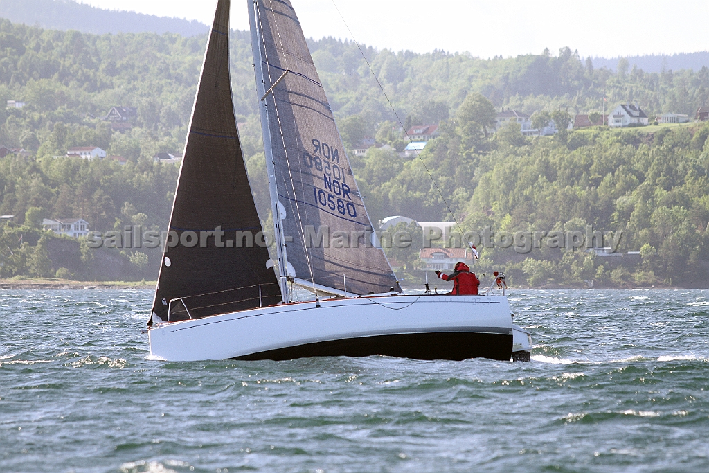 NOR10580_2.jpg