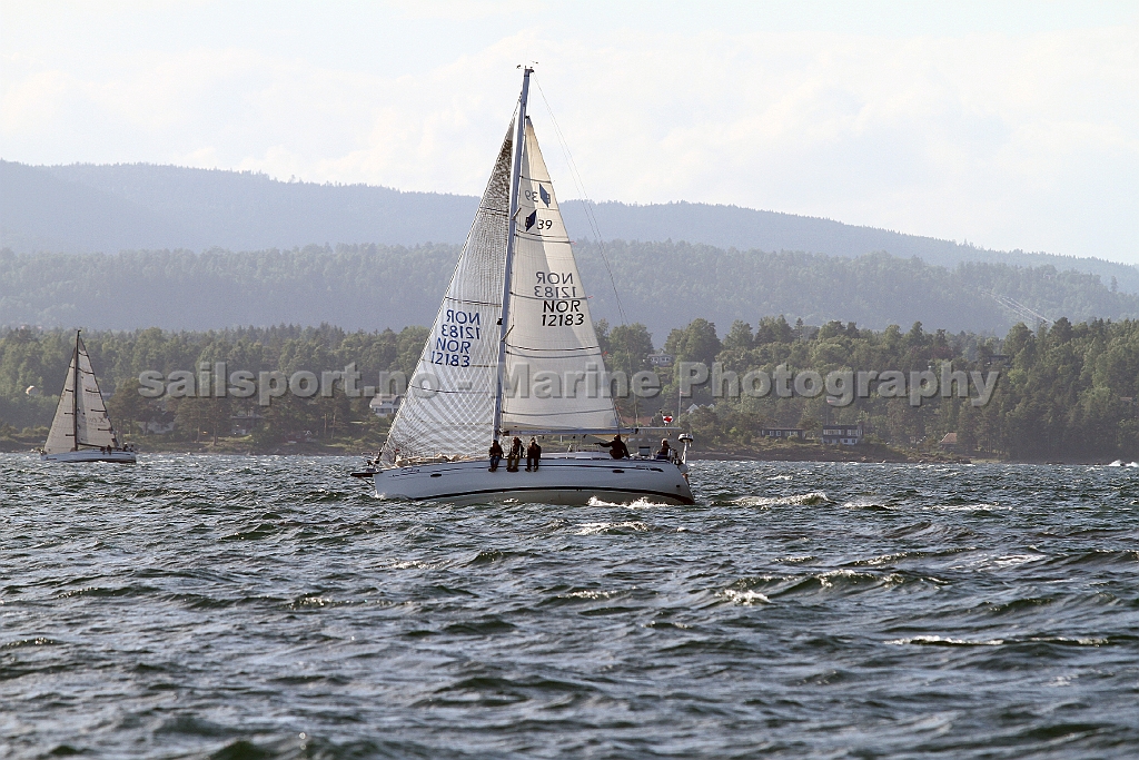 NOR12183_1.jpg