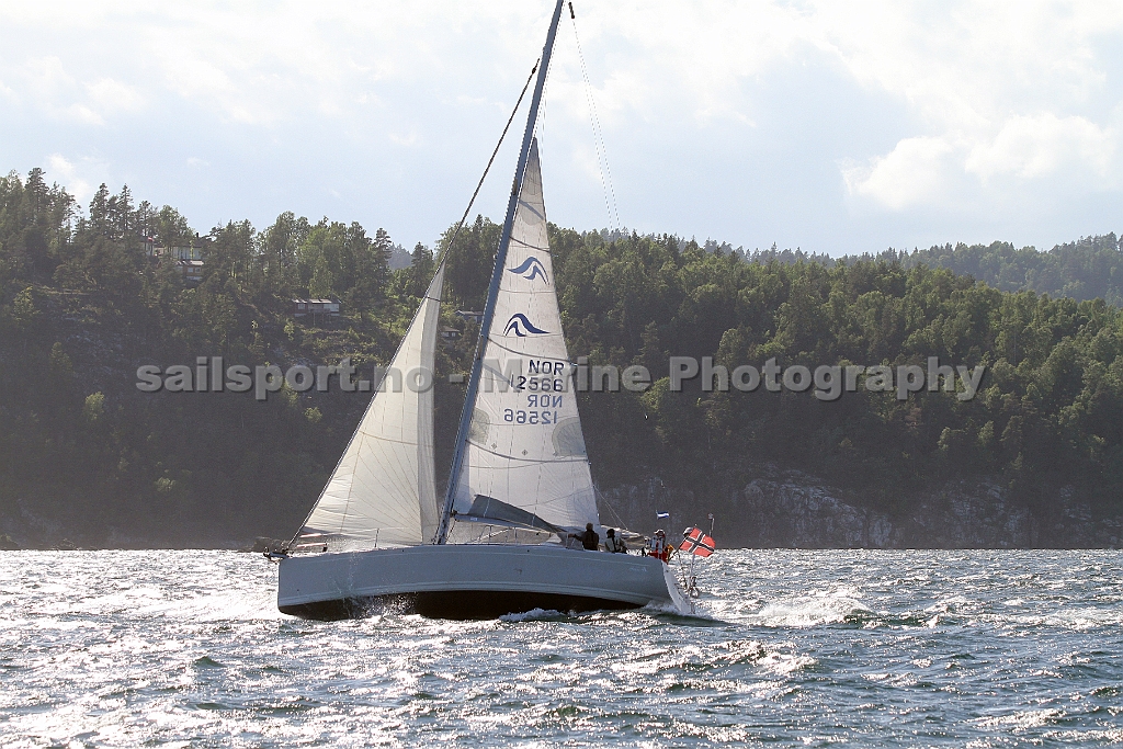 NOR12566_4.jpg