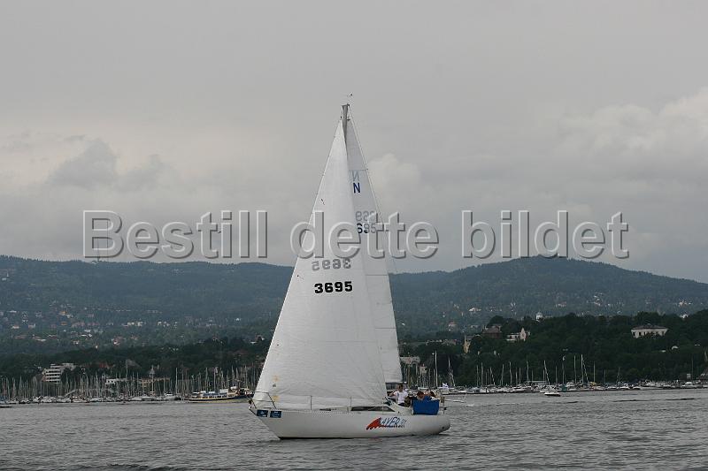 N3695_1.jpg