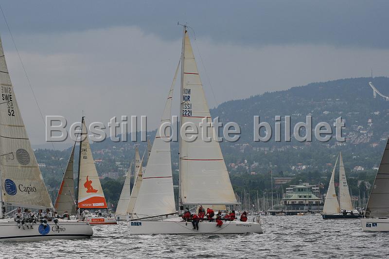 NOR12221_1.jpg