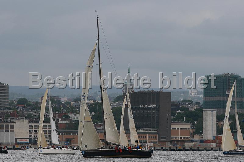 NOR12233_1.jpg