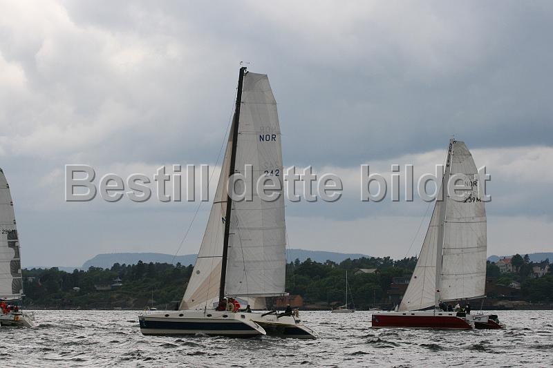 NOR242_1.jpg
