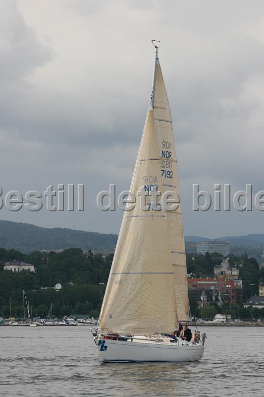 NOR7192_1.jpg