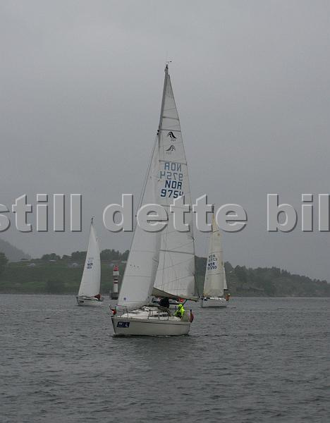 NOR9754_1.jpg