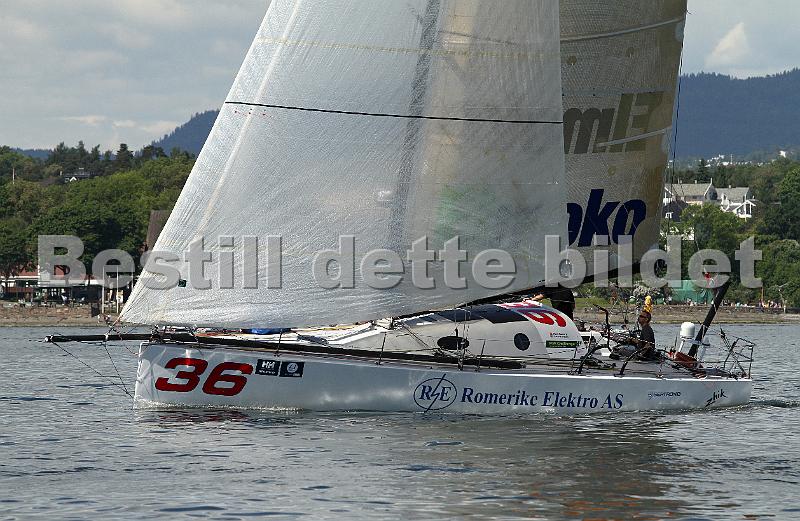 NOR12212_1.jpg