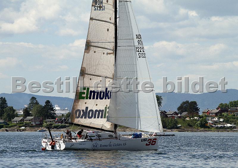 NOR12212_5.jpg