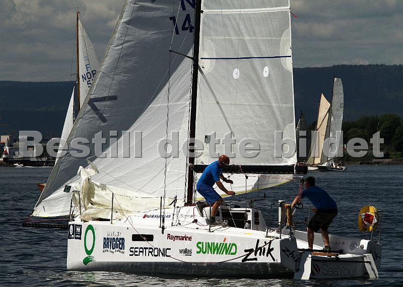 NOR14971_3.jpg