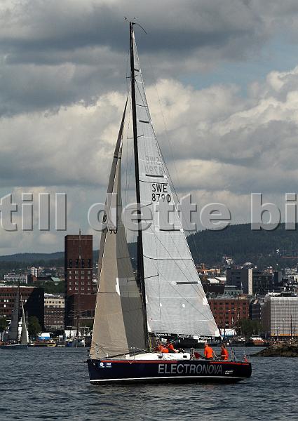 SWE8790_1.jpg