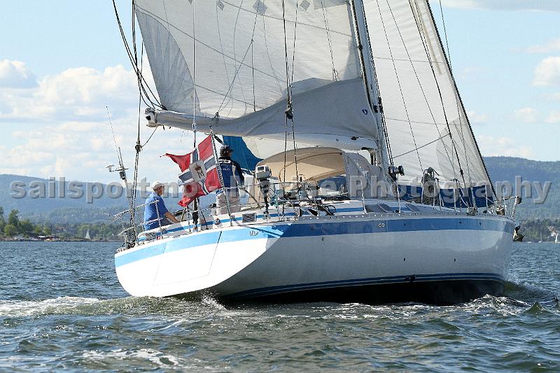 NOR13881_2.jpg