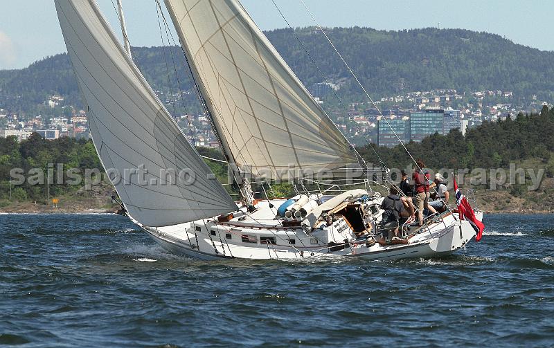 NOR195_3.JPG