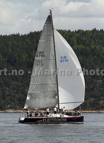 SWE8790_3.jpg