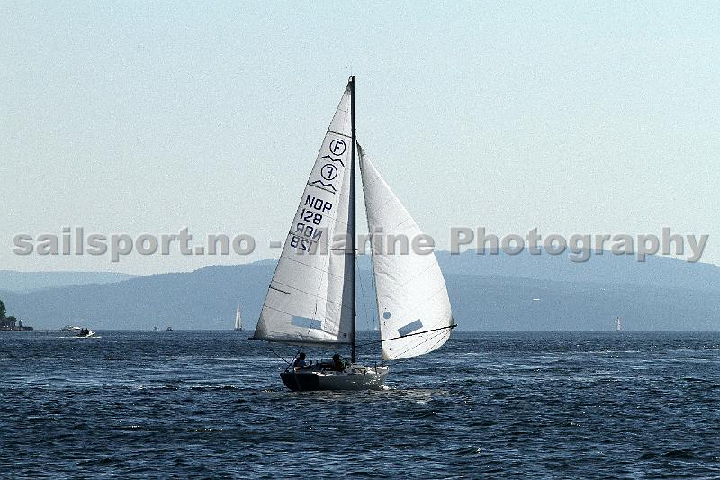 NOR128_1.jpg