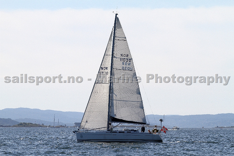NOR11030_4.jpg