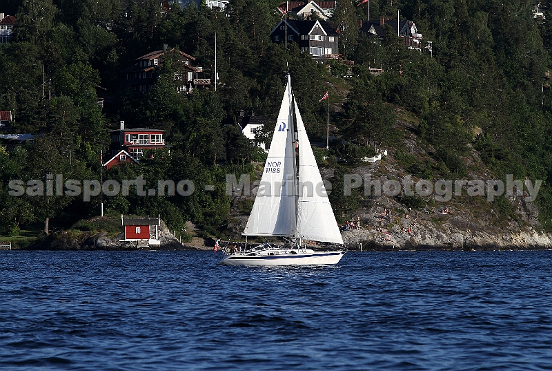 NOR11188_2.jpg