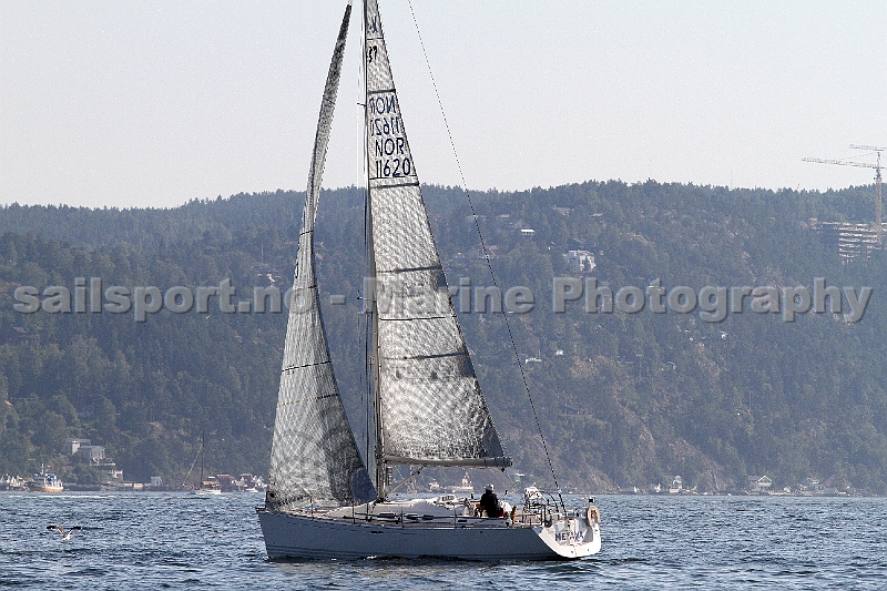 NOR11620_3.jpg