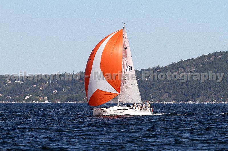 NOR13987_2.jpg