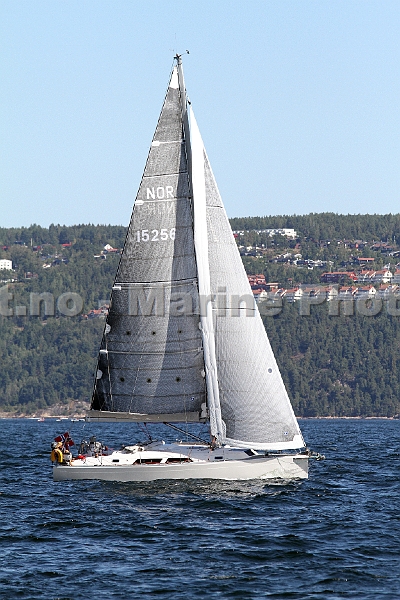 NOR15256_7.jpg