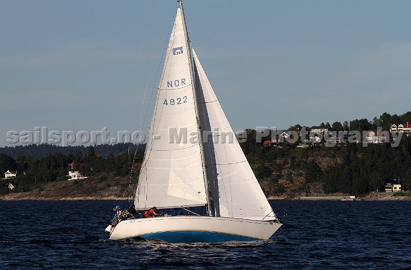 NOR4822_2.jpg