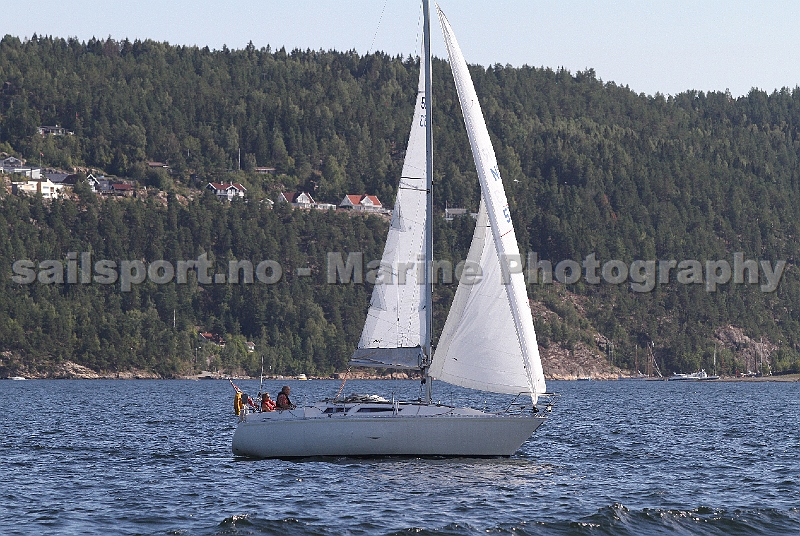 NOR5083_2.jpg