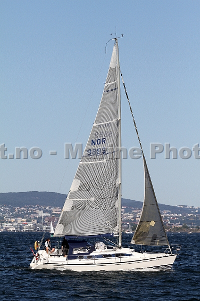 NOR9899_1.jpg