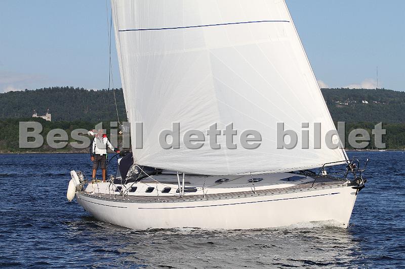 NOR11983_1.jpg