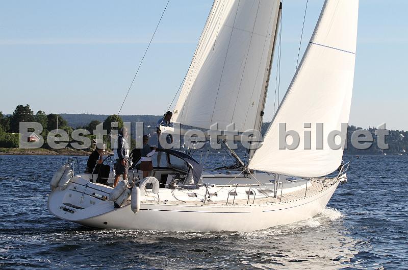 NOR11983_2.jpg