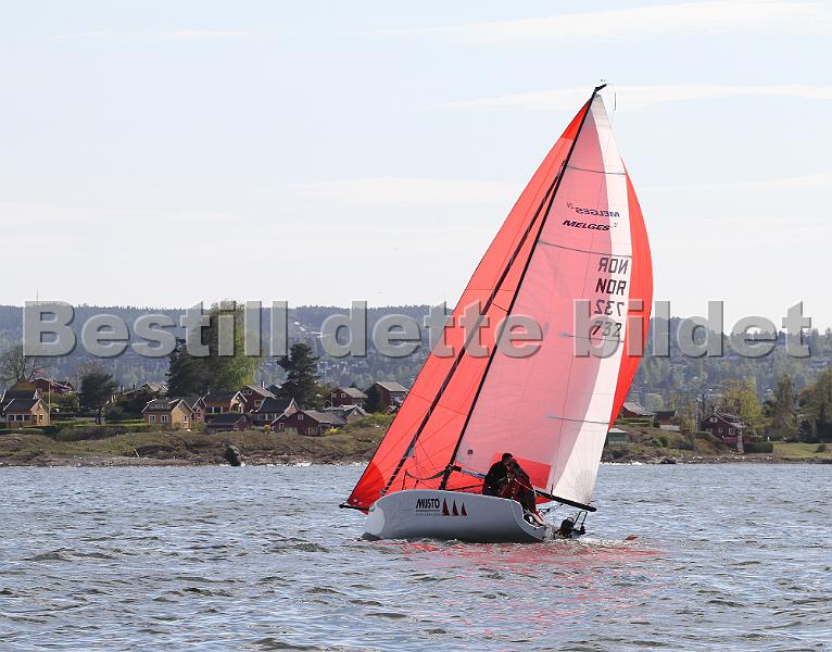 NOR732_8.jpg