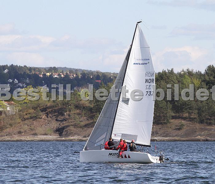 NOR732_9.jpg