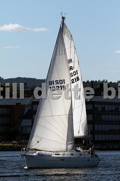 NOR10216_1.jpg
