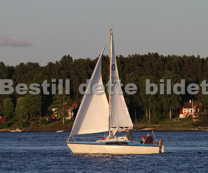 NOR1085_1.jpg