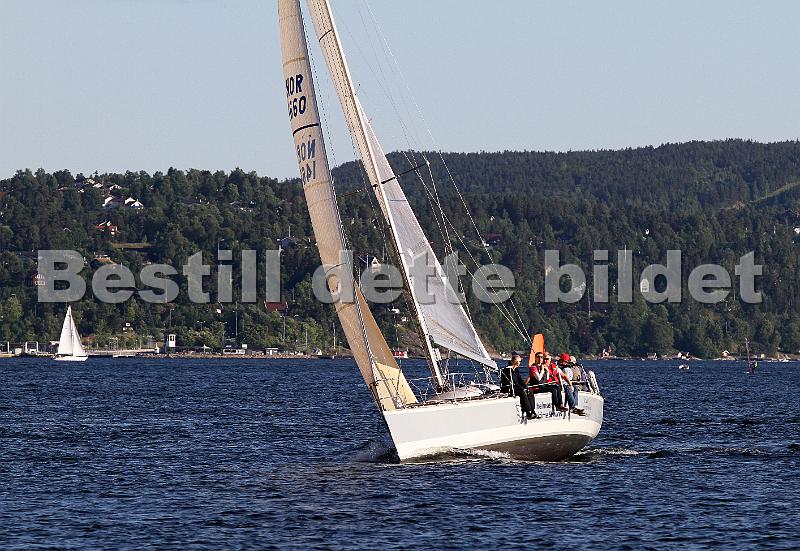 NOR14660_3.jpg