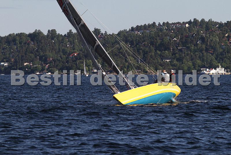 NOR175_6.jpg
