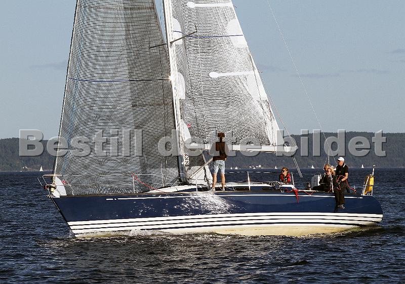 NOR9412_7.jpg