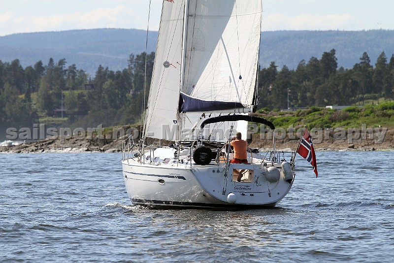 NOR12118_1.jpg