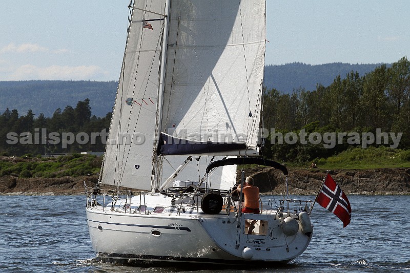 NOR12118_2.jpg