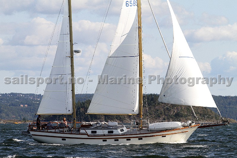 NOR6589_3.jpg
