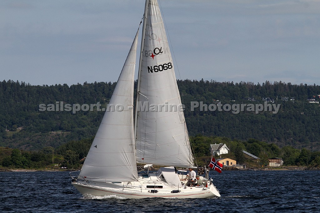 N6068_3.jpg